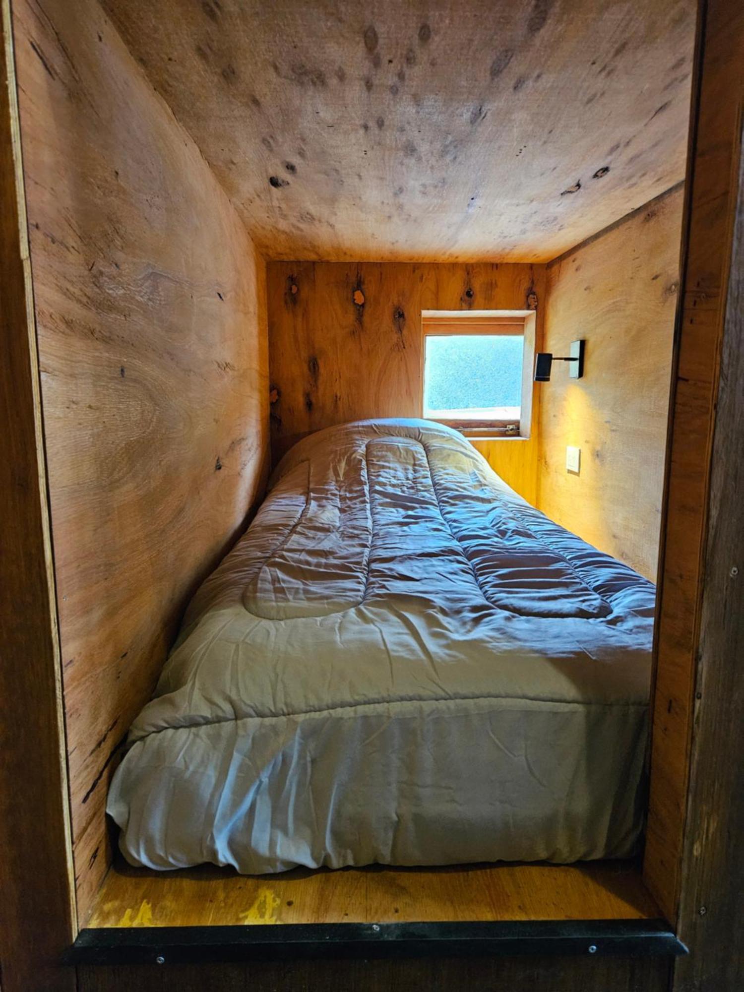 Hostel Capsula Refugio Oeste San Carlos de Bariloche Exterior foto