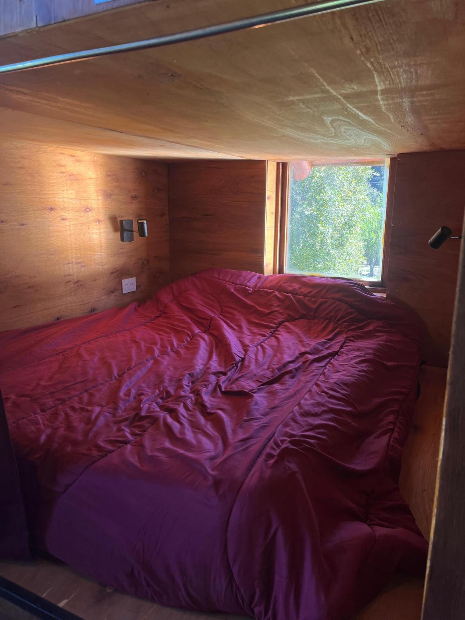 Hostel Capsula Refugio Oeste San Carlos de Bariloche Exterior foto