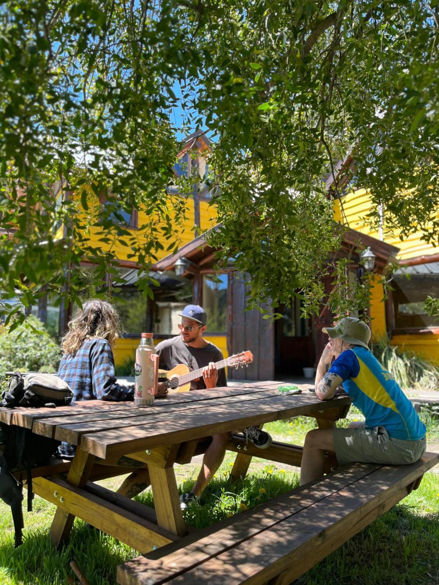 Hostel Capsula Refugio Oeste San Carlos de Bariloche Exterior foto